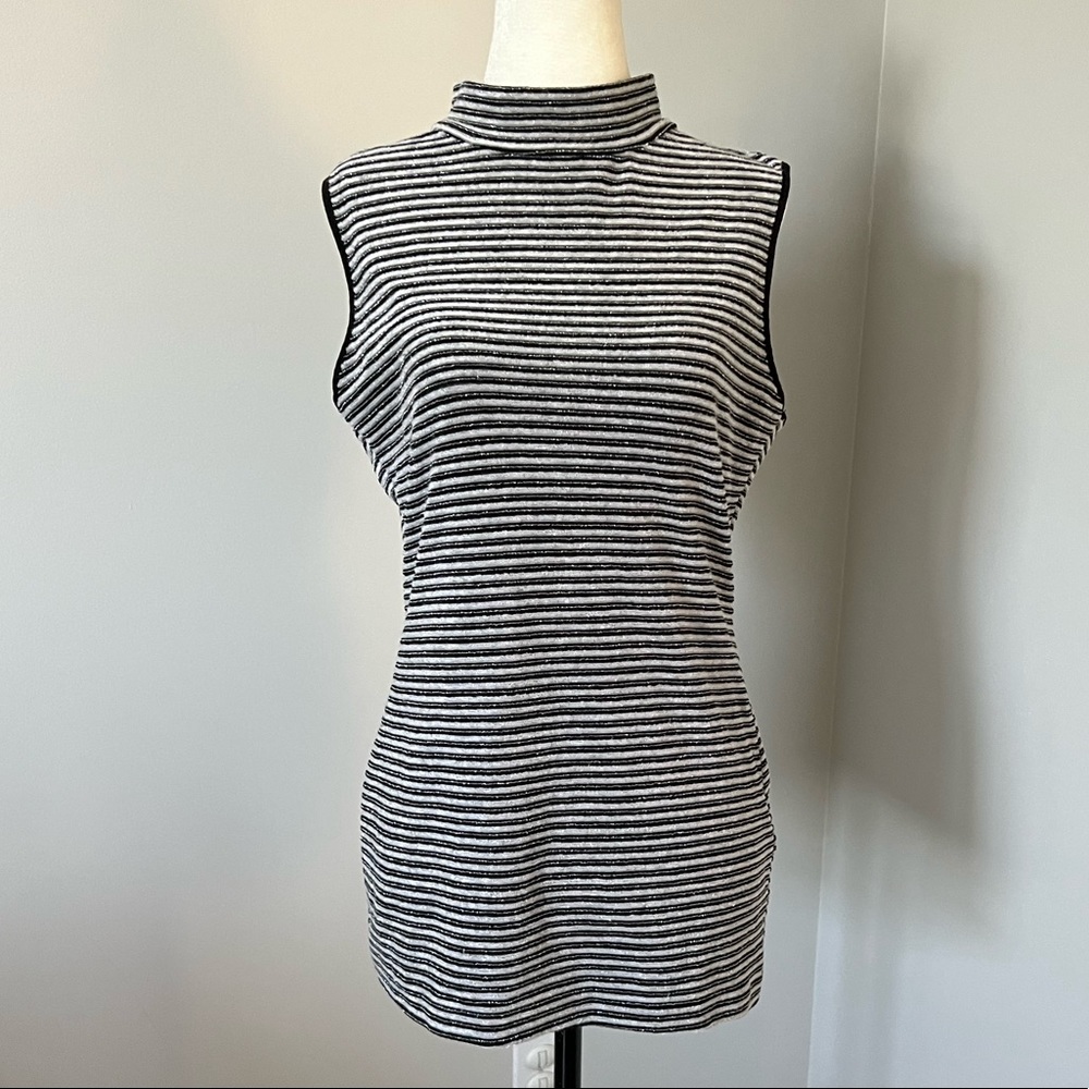 Frank Lyman Sleeveless striped turtle neck top